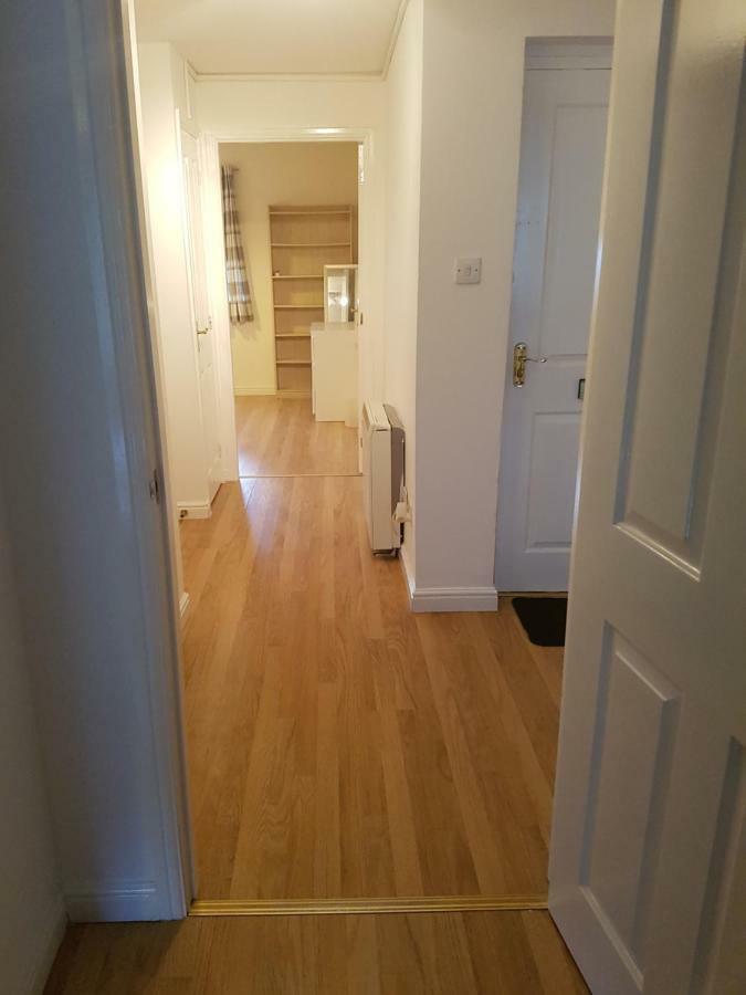 Livingston Business And Contractor Apartment エクステリア 写真